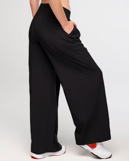 Zumba Explore Wide Leg Woven Pants - Bold Black